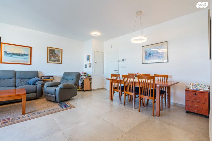 דירה, סביון 9, הפרחים, חריש