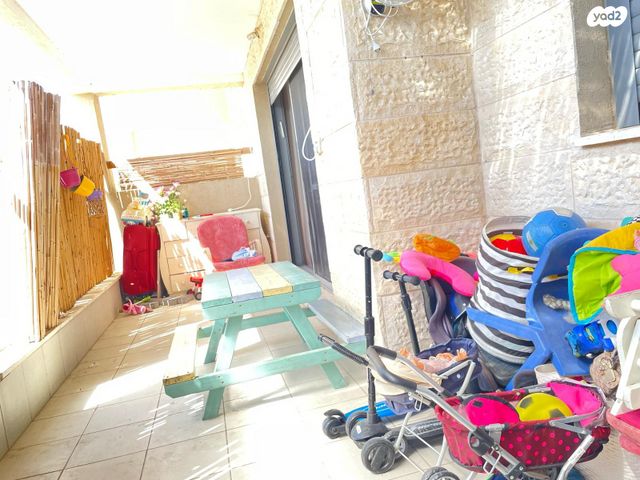 דירה, גפן 53, החורש, חריש