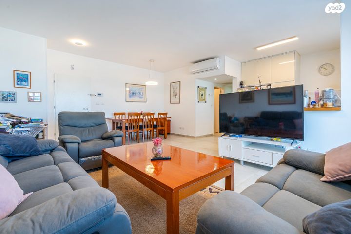 דירה, סביון 9, הפרחים, חריש