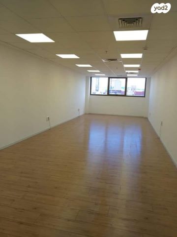 משרדים, חיפה