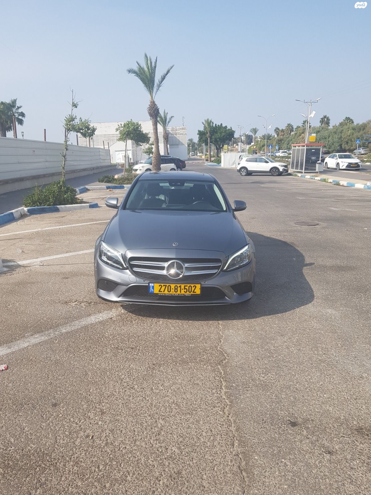 מודעת רכב מרצדס-בנץ C-class