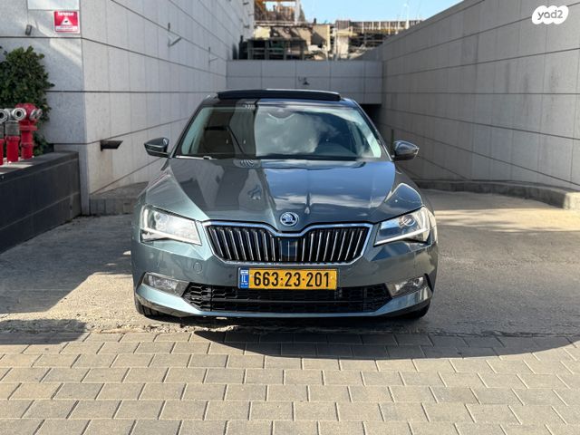 מודעת רכב סקודה סופרב