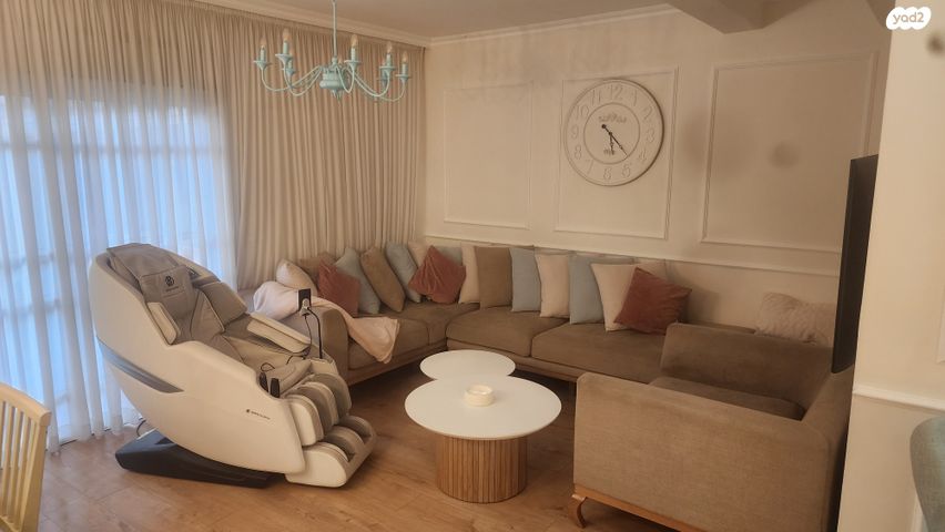 דירת גן, העיר העתיקה 7, גבעת אולגה, חדרה