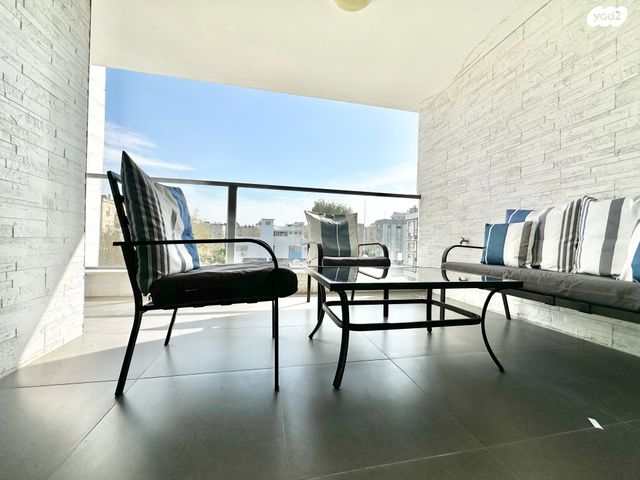 דירה, קרן קיימת לישראל, קרית שרת מערב, חולון