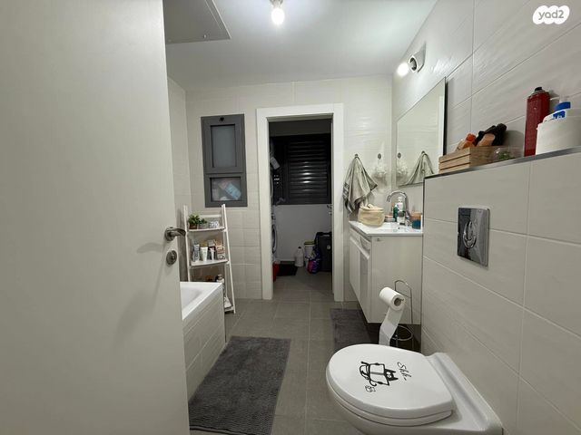 דירה, המחנה הצבאי, קרית מלאכי