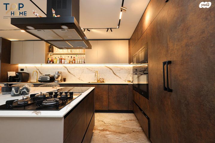 דירה, אהוד מנור, נתניה