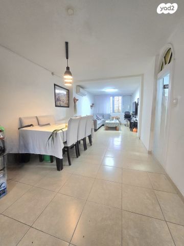 דירה, עגנון 4, רמת אליהו, ראשון לציון