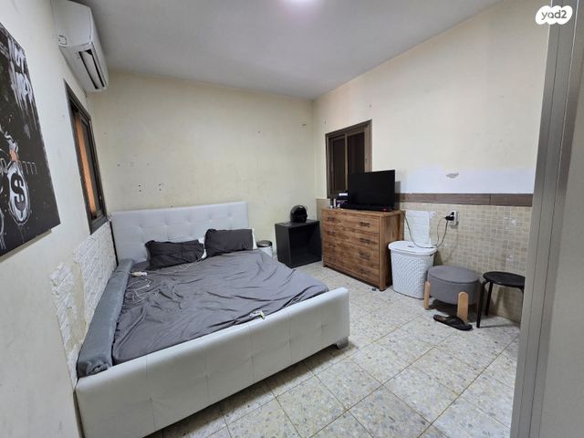 דירה, שמשון הגיבור, העיר העתיקה, רמלה