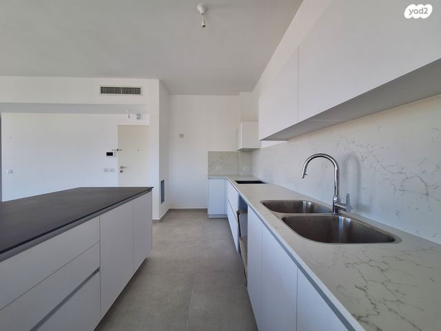 דירה, אחד העם 122, לב תל אביב, לב העיר צפון, תל אביב יפו