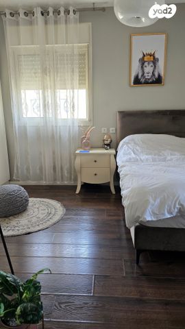 גג/ פנטהאוז, חלוקי נחל, נופי סלע, מעלה אדומים