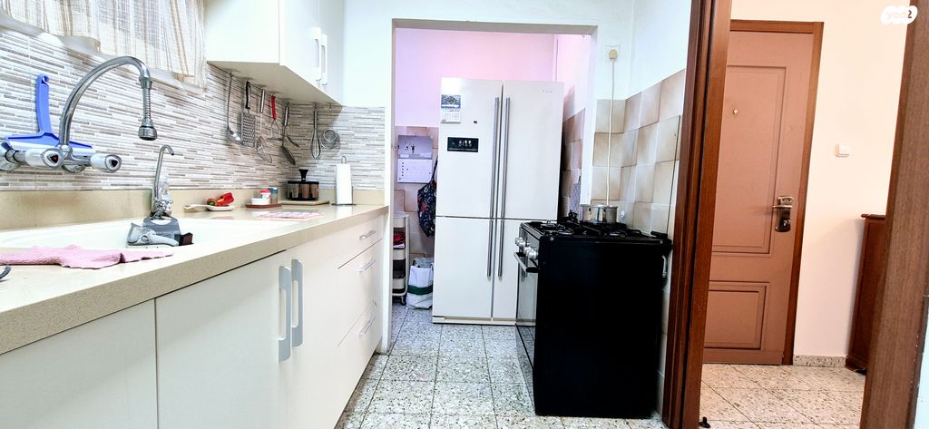 דירה, הנרקיס, נאות אשכול, יבנה