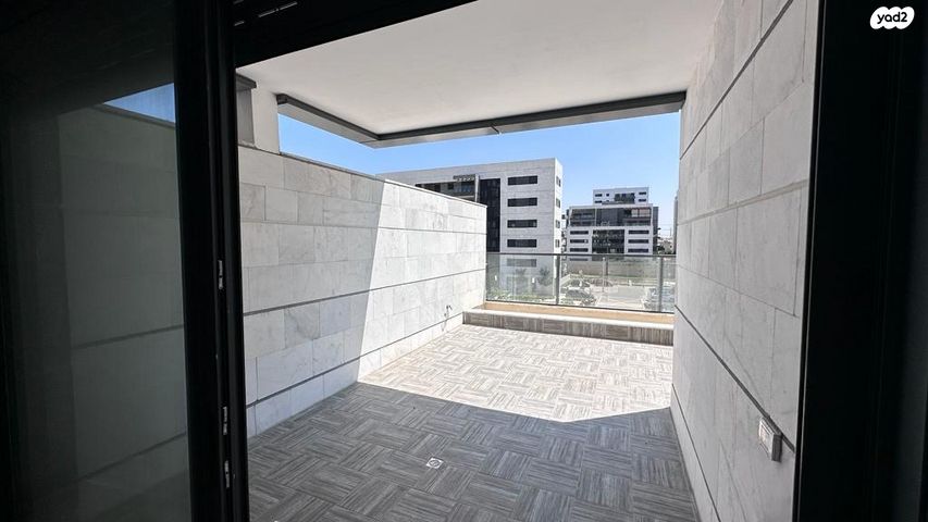 דירה, לבונה, אור ים, אור עקיבא