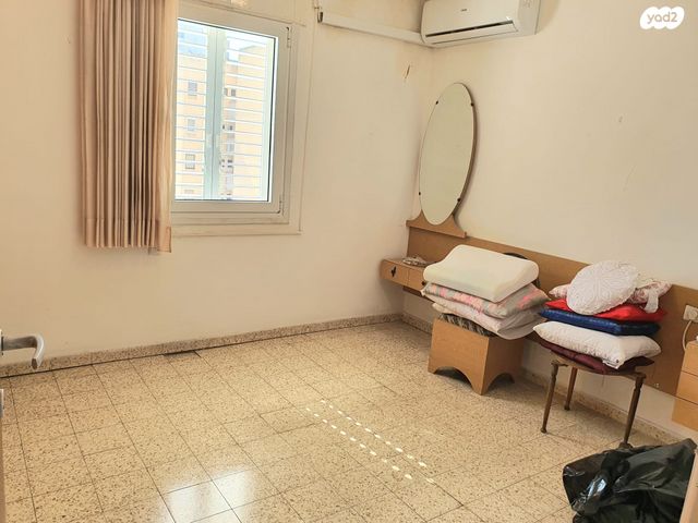 דירה, שדרות גולדה מאיר 30, נתניה