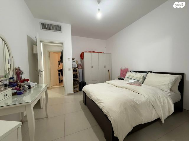 דירה, המחנה הצבאי, קרית מלאכי