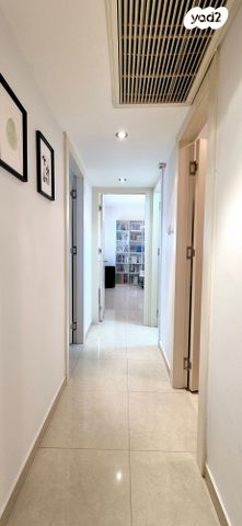 דירה, הדרור, נאות בן גוריון, יבנה