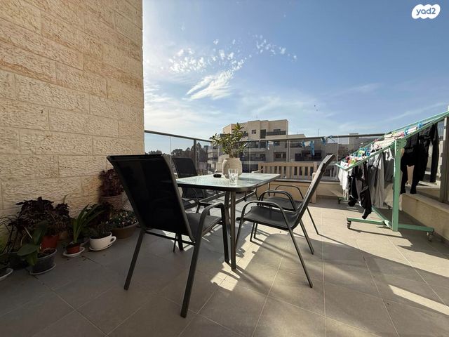 דירה, המחנה הצבאי, קרית מלאכי