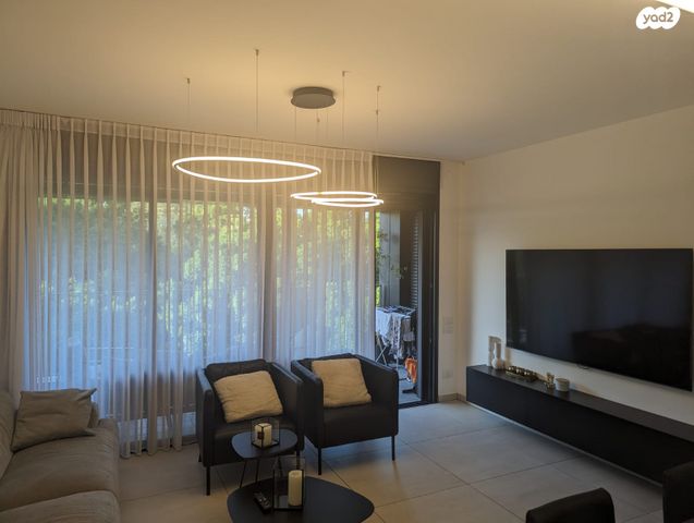 דירה, חרוזים 26, חרוזים, רמת גן