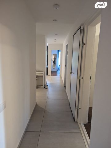 דירה, חרוזים 26, חרוזים, רמת גן