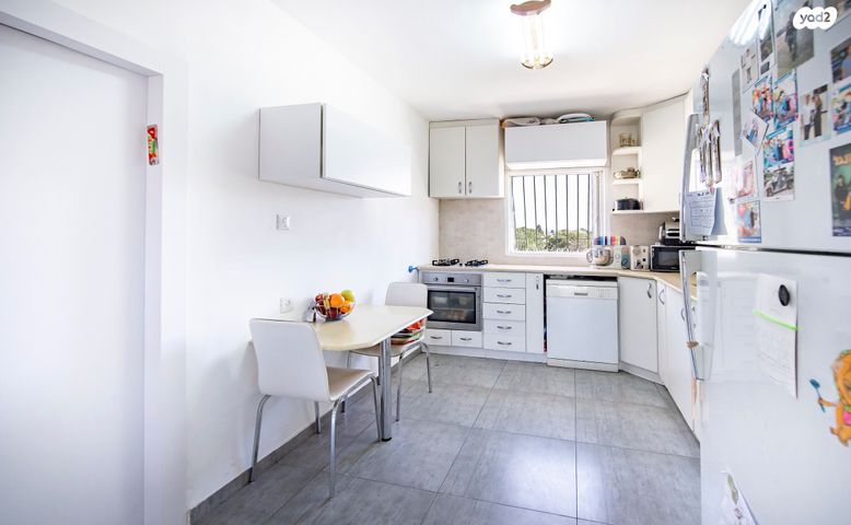 דירה, זקן השומרים, הדר גנים, פתח תקווה