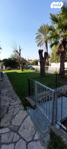 דו משפחתי, מלצ'ט, הותיקה, קרית אונו