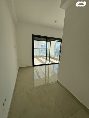 גג/ פנטהאוז, אמנון ליפקין שחק 6, רמת הדר, גבעת שמואל