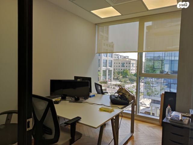 משרדים, ראול ולנברג, תל אביב יפו