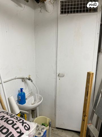 מחסנים, אליעזר קפלן, גני שרונה, קרית הממשלה, תל אביב יפו