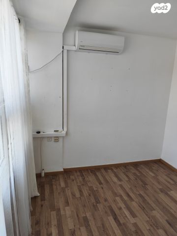 משרדים, המייסדים 4, צפון מערב מרכז העיר, נתניה