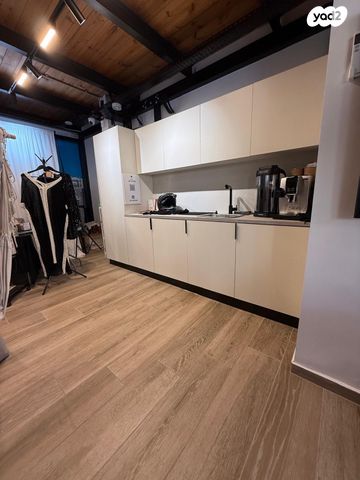 חנויות/ שטח מסחרי, אזור תעשיה הישן, כפר סבא