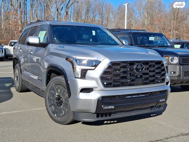 טויוטה סקויה