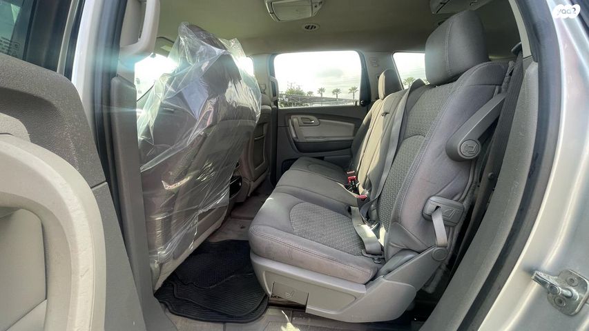 שברולט טראוורס