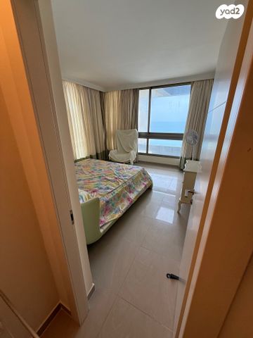 דירה, שדרות ניצה, צפון מערב מרכז העיר, נתניה