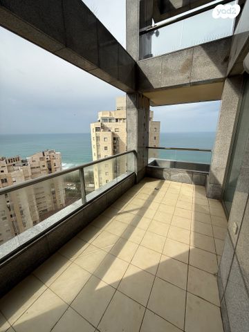 דירה, שדרות ניצה, צפון מערב מרכז העיר, נתניה