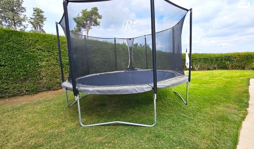 בית פרטי/ קוטג', סביון