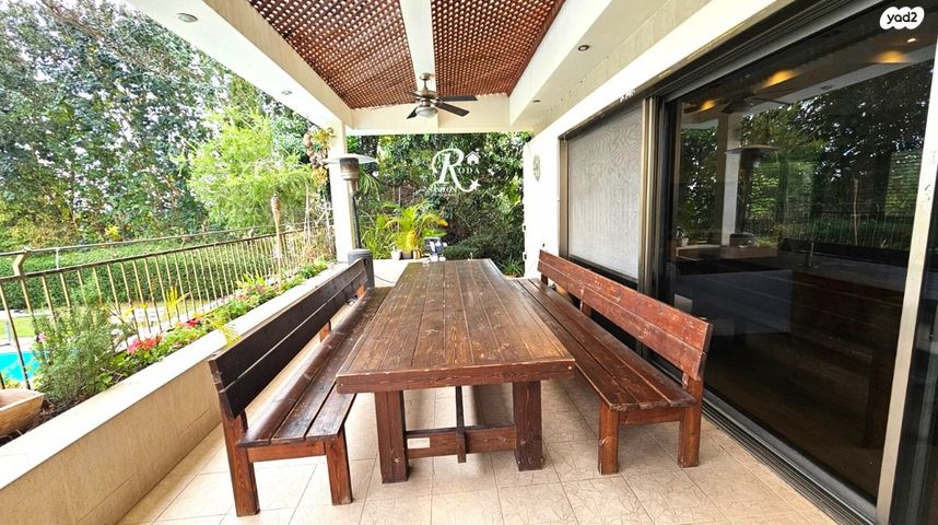 בית פרטי/ קוטג', סביון