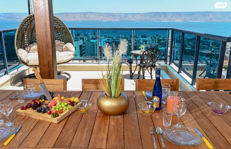 גג/ פנטהאוז