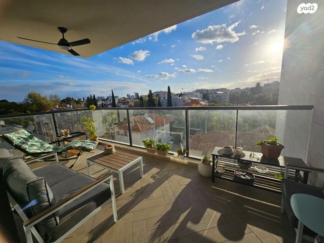 דירה, קרית ויצמן, רעננה