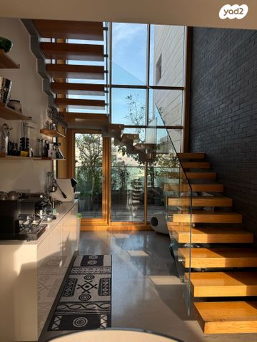 גג/ פנטהאוז, הגוש הגדול, רמת אביב החדשה, נופי ים, תל אביב יפו