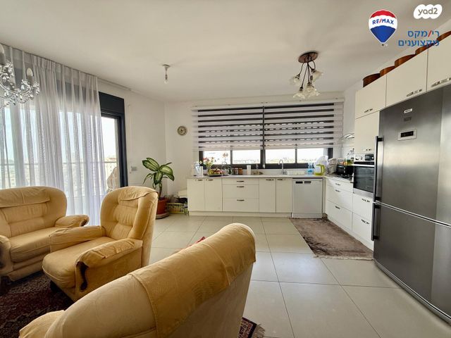 דירה, ארלוזורוב 1, אפרים, חדרה