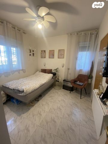 גג/ פנטהאוז, נתיב המזלות, פסגת זאב, ירושלים