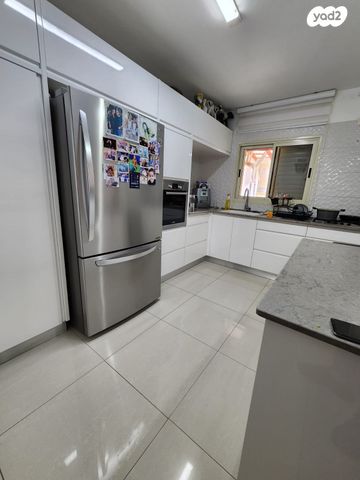 דירה, עוזי נרקיס, רמות הרכס, באר שבע