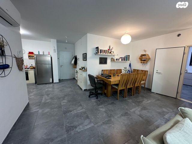 דירה, אברהם לייסין, קרית אליעזר, חיפה