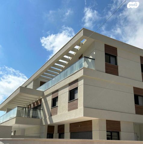 גג/ פנטהאוז, סביוני ים, קרית ים