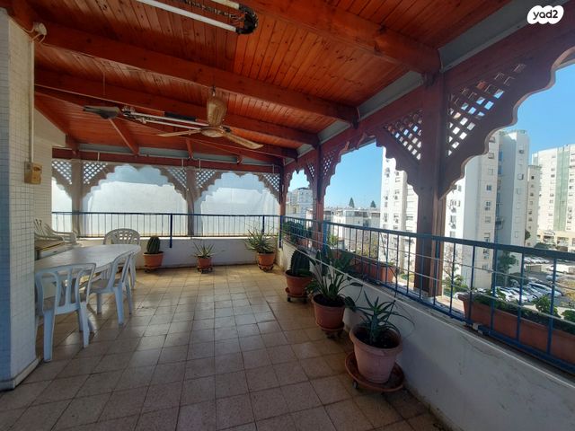 גג/ פנטהאוז, שושן, גני אביב, לוד