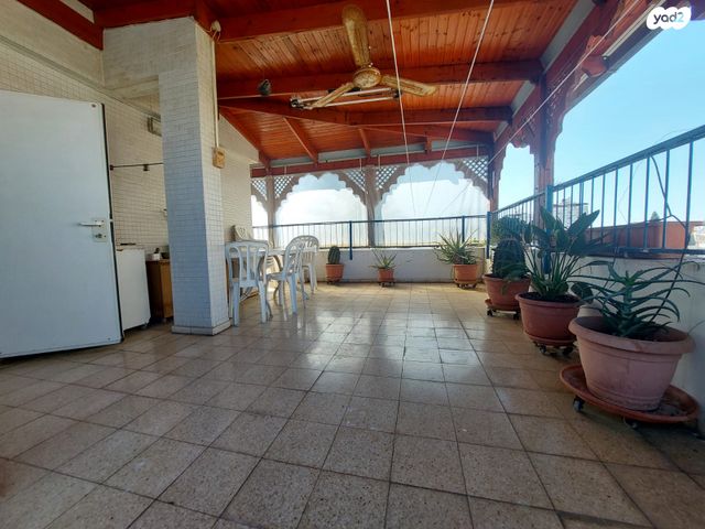 גג/ פנטהאוז, שושן, גני אביב, לוד