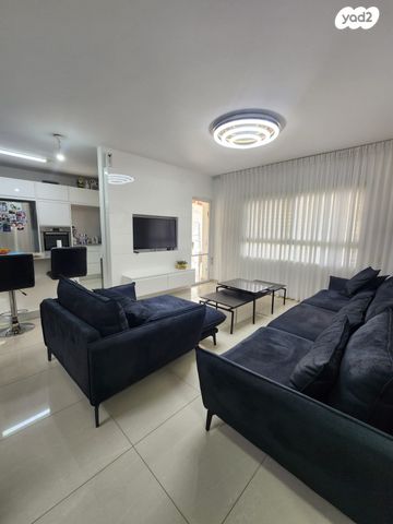 דירה, עוזי נרקיס, רמות הרכס, באר שבע