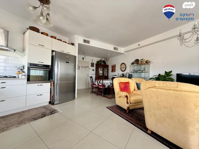 דירה, ארלוזורוב 1, אפרים, חדרה