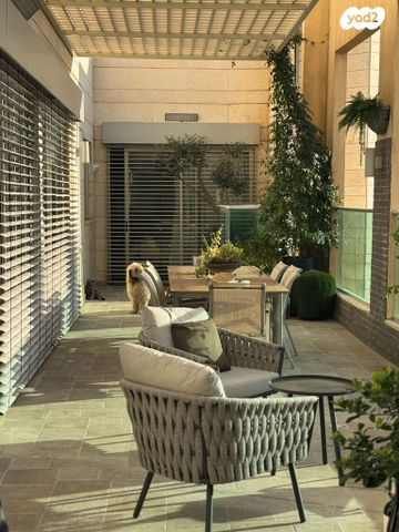 הגוש הגדול, רמת אביב החדשה, נופי ים