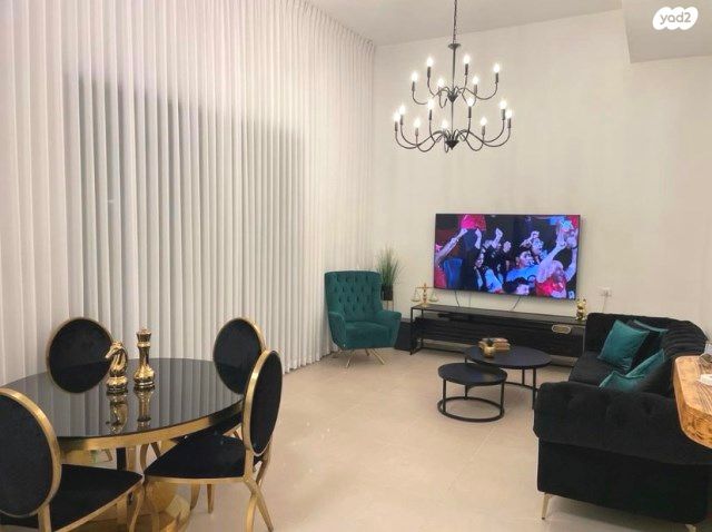 גג/ פנטהאוז, יוסף אבו, נתיבות מערב, נתיבות