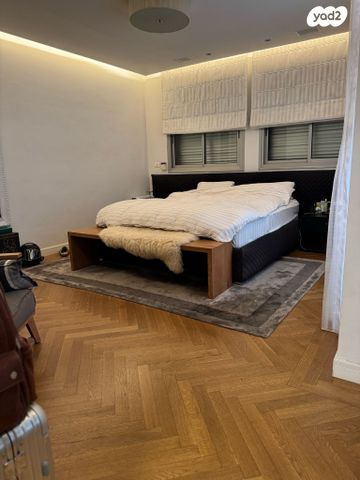 גג/ פנטהאוז, הגוש הגדול, רמת אביב החדשה, נופי ים, תל אביב יפו